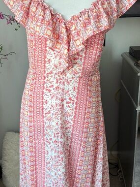 New! BCBGMaxAzria Pink and Cream Floral Ruffle Maxi Dress w/tag